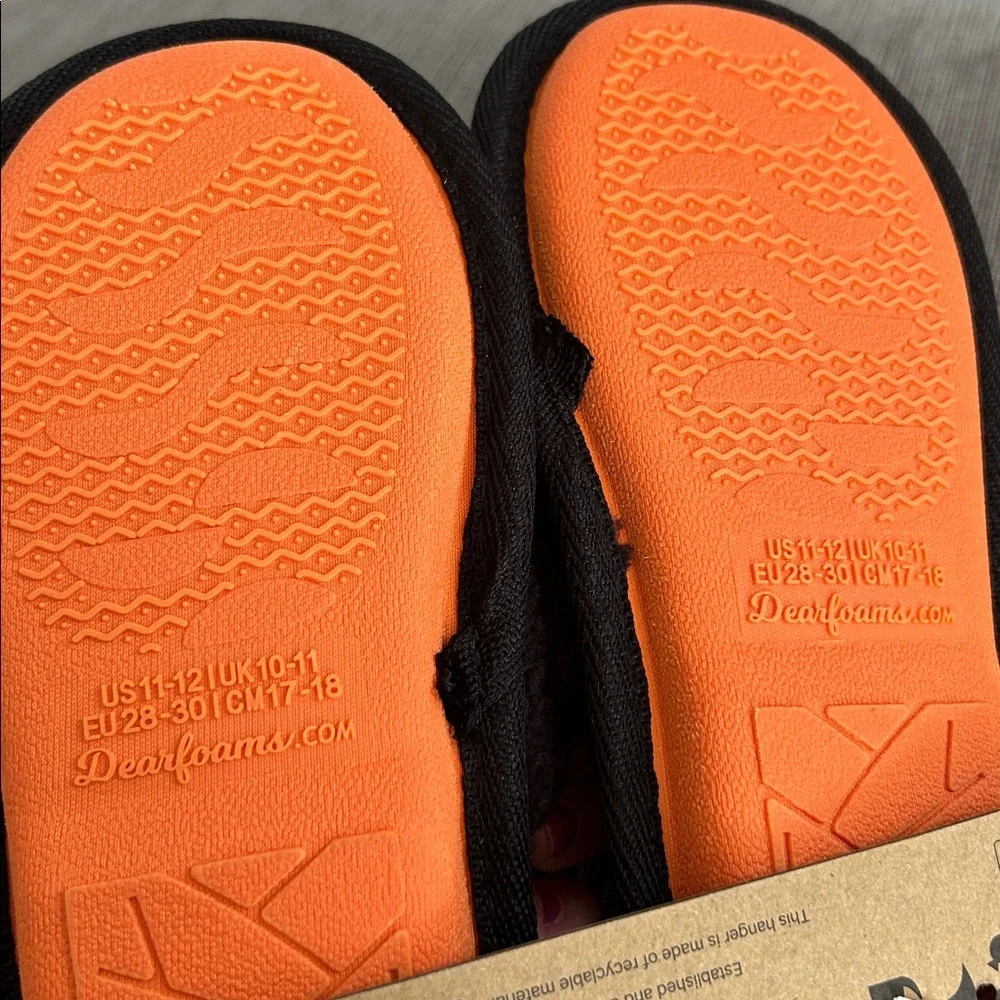 Dluxe by DEARFOAMS Sherpa Cozy Slippers Skuff Skeleton Toddler 11/12 NWT